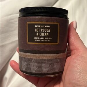 Bath & Body Works Hot Cocoa & Cream Candle - Brown
